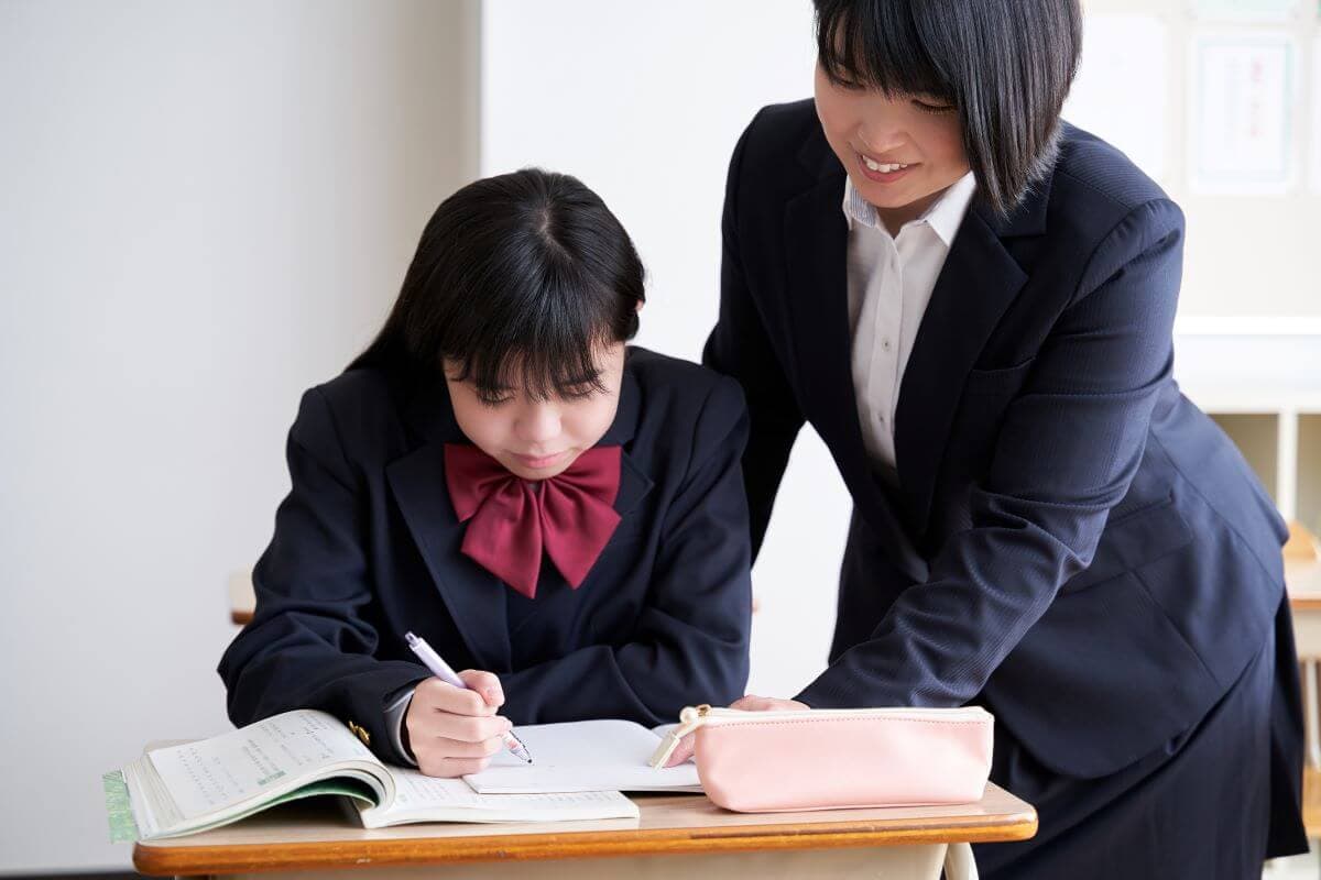 受験勉強のために学校を休む連絡をするのはおすすめしない